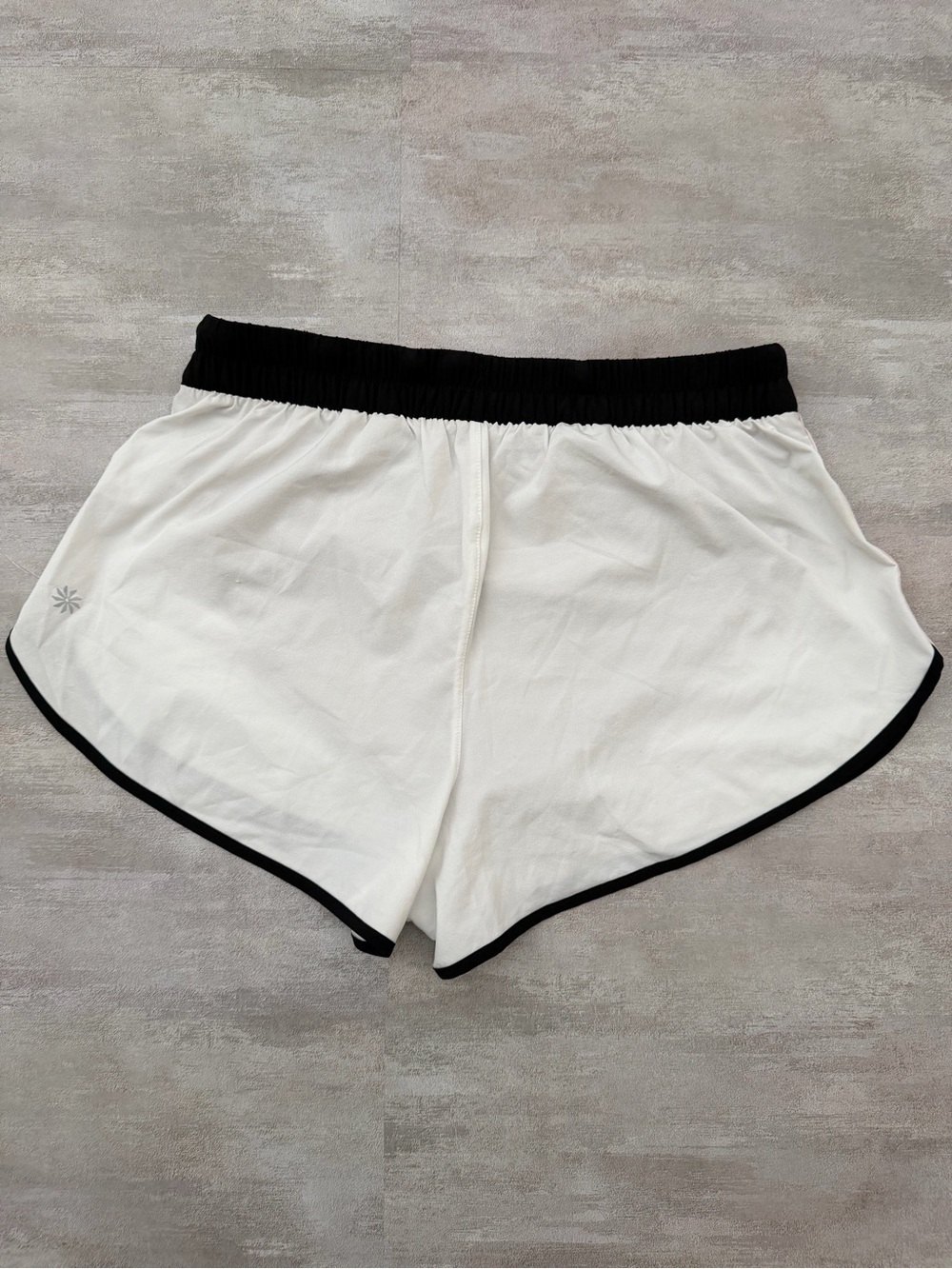 NWT | Athleta | Black White Pink Speedwork Colorblock Run Shorts - Size XS - Picture 6 of 6